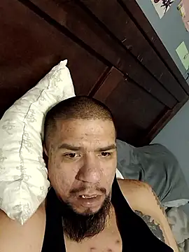 Snapshot of JNTre chatting on 02.01.26 JNTre online show from 02.01.26