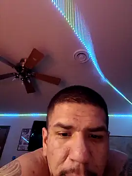 Snapshot of JNTre chatting on 02.23.26 JNTre online show from 02.23.26