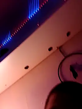 Snapshot of JNTre chatting on 02.24.26 JNTre online show from 02.24.26