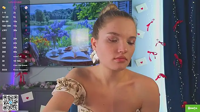 JulieLupo online show from 03.13.26