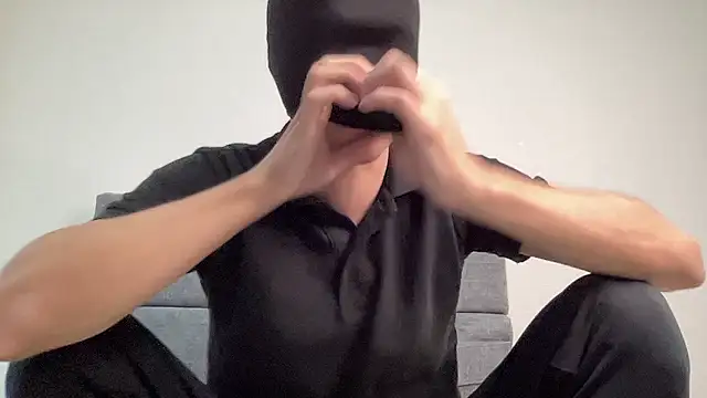 Snapshot of ipponpon chatting on 10.02.25 ipponpon online show from 10.02.25