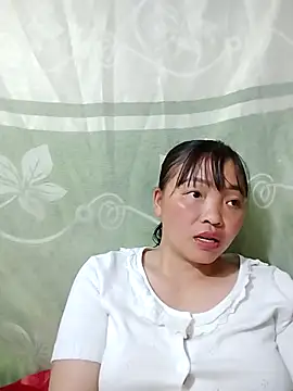 Snapshot of Minkine022 chatting on 04.16.26 Minkine022 online show from 04.16.26