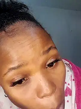 Snapshot of Jessy_B69 chatting on 10.30.25 Jessy B69 online show from 10.30.25