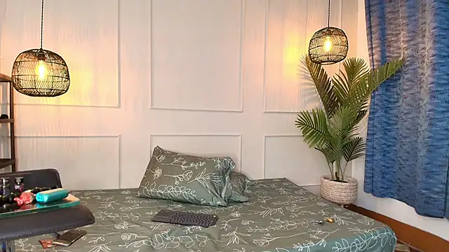 fkenneth macias online show from 10.16.25