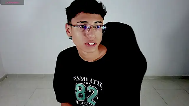 Im david02 online show from 04.06.26