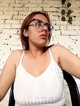 Jade 1-9 online show from 11.05.25