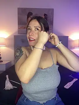 Mariaaam  online show from 10.23.25