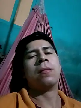 Snapshot of Travieso_loco9 chatting on 10.14.25 Travieso loco9 online show from 10.14.25