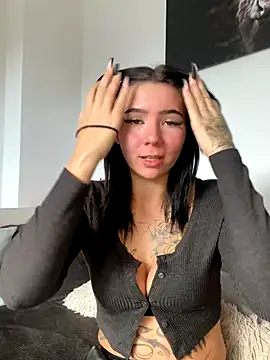 YoungZoexx online show from 10.30.25