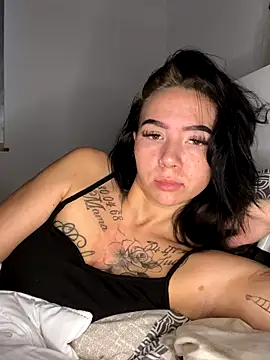 YoungZoexx online show from 11.15.25