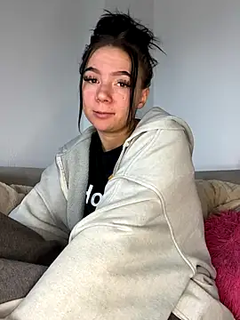 YoungZoexx online show from 11.19.25