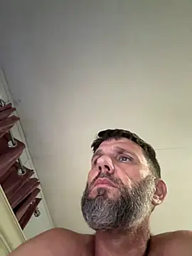 Snapshot of beastmaster504 chatting on 10.04.25 beastmaster504 online show from 10.04.25