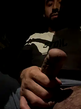 Snapshot of ayrtonmen chatting on 10.04.25 ayrtonmen online show from 10.04.25