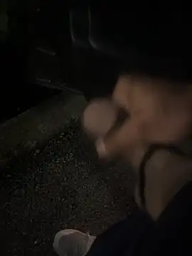 Snapshot of ayrtonmen chatting on 10.09.25 ayrtonmen online show from 10.09.25