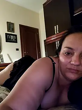 Snapshot of pasajuis chatting on 10.16.25 pasajuis online show from 10.16.25