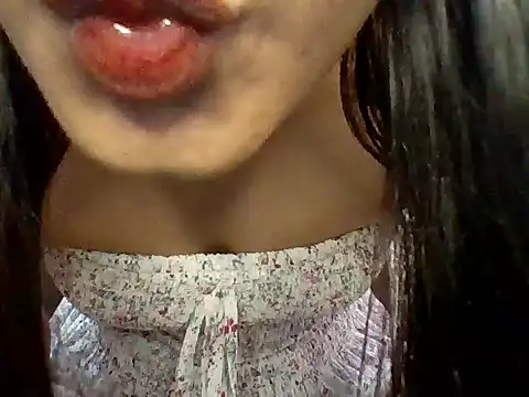 Snapshot of Hotty_kaira chatting on 05.24.26 Hotty kaira online show from 05.24.26