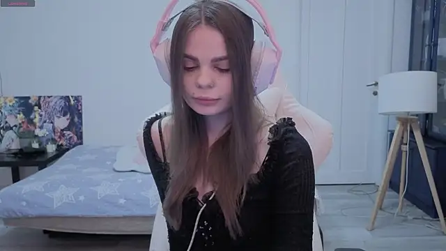 xAlisontiny online show from 02.19.26