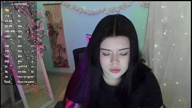 Mona Esty online show from 04.16.26