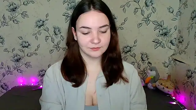 OliviaMontgommery online show from 03.25.26