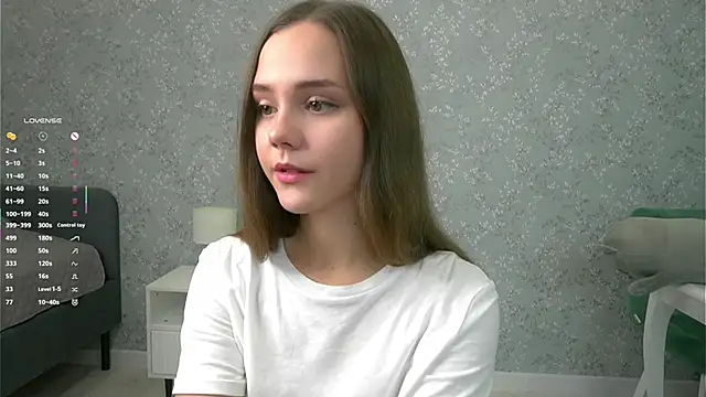 SweetSaraPie online show from 10.05.25