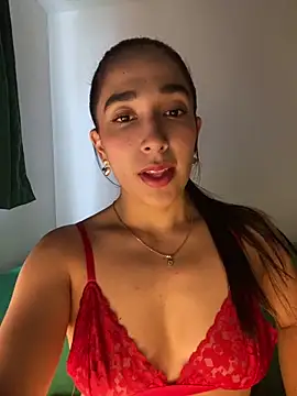 Snapshot of SabrinaEvanss_ chatting on 04.07.26 SabrinaEvanss online show from 04.07.26