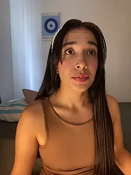 Snapshot of SabrinaEvanss_ chatting on 04.21.26 SabrinaEvanss online show from 04.21.26