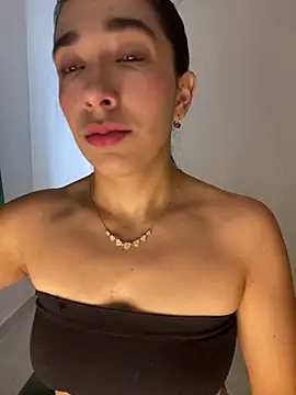 Snapshot of SabrinaEvanss_ chatting on 05.05.26 SabrinaEvanss online show from 05.05.26