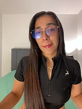 Snapshot of SabrinaEvanss_ chatting on 05.19.26 SabrinaEvanss online show from 05.19.26