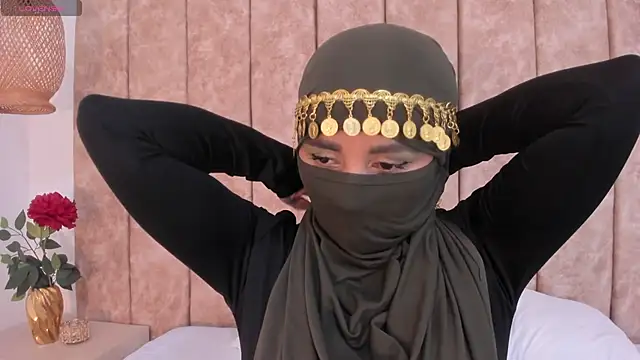  alishaa c online show from 10.25.25