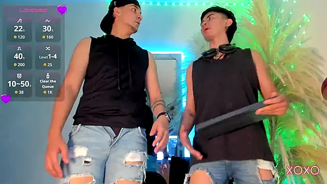 Snapshot of daveel_blaze chatting on 10.04.25 daveel blaze online show from 10.04.25