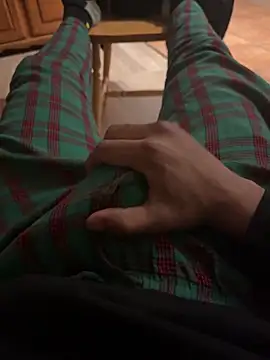 Snapshot of 4dagals chatting on 04.07.26 4dagals online show from 04.07.26