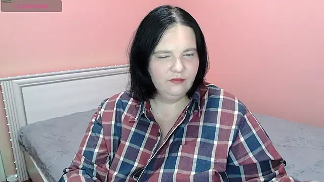  alexandra ray  online show from 10.07.25