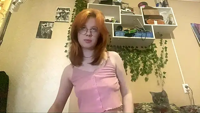 Snapshot of AnitaVanruiten chatting on 10.08.25 AnitaVanruiten online show from 10.08.25