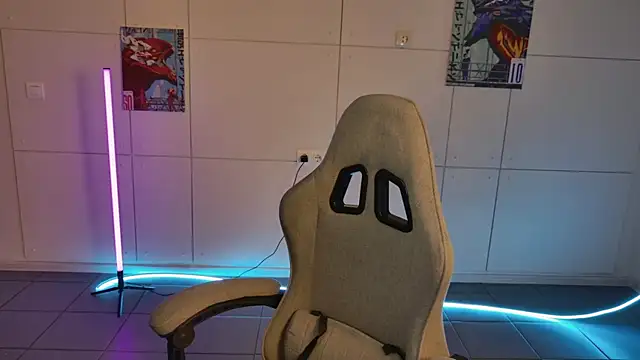 Snapshot of swag_evalution chatting on 10.21.25 swag evalution online show from 10.21.25