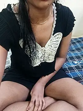 Snapshot of Saniya_Doll chatting on 07.23.26 Saniya Doll online show from 07.23.26