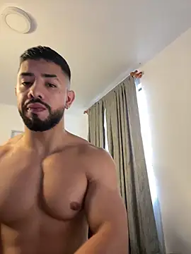 Ezzio Scolaro online show from 03.09.26