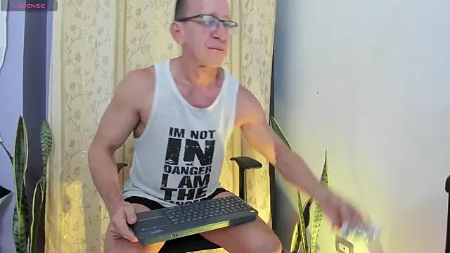  axelking  online show from 05.19.26