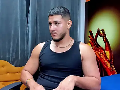 Snapshot of jasonshaw25 chatting on 11.10.25 jasonshaw25 online show from 11.10.25