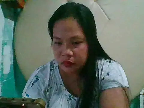 Snapshot of shyhotpinay_32 chatting on 07.18.26 shyhotpinay 32 online show from 07.18.26