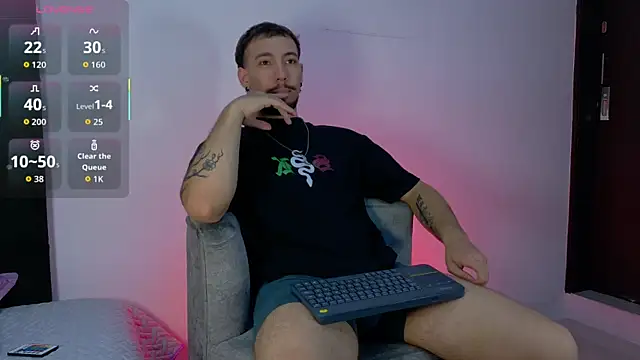 Snapshot of angel_kyrozz chatting on 05.20.26 angel kyrozz online show from 05.20.26