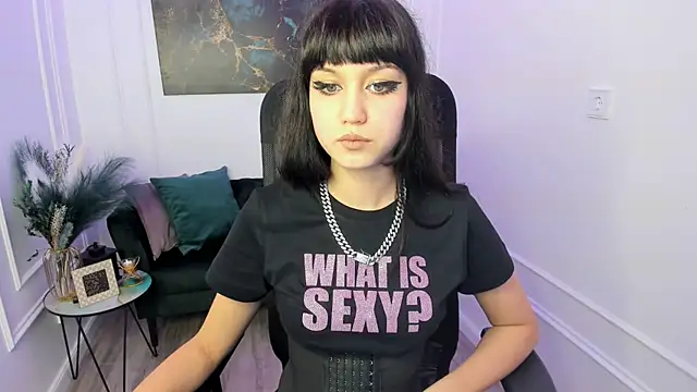 TiffanyYounge online show from 03.20.26