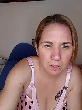 LaceyWestxx online show from 12.17.25