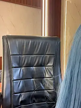 Eva Feller69 online show from 11.17.25