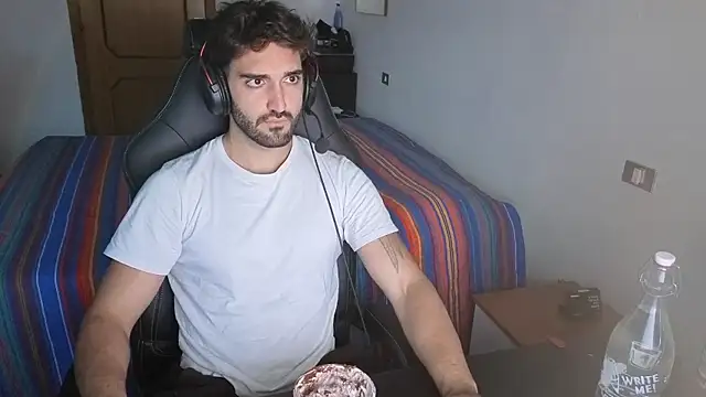 Al3xox02 online show from 04.13.26