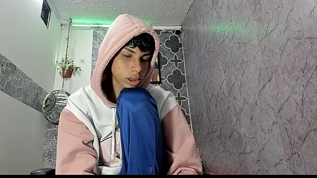 sexyboys cutex18 online show from 03.05.26