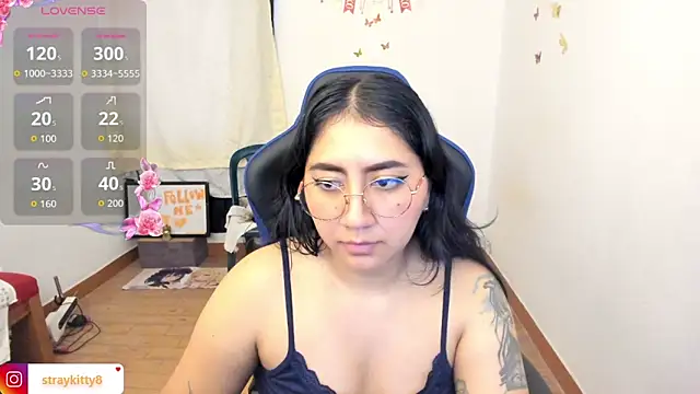 LoveLyy- online show from 03.28.26