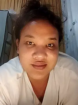 Snapshot of _YourHellMajestic_ chatting on 11.02.25  YourHellMajestic  online show from 11.02.25