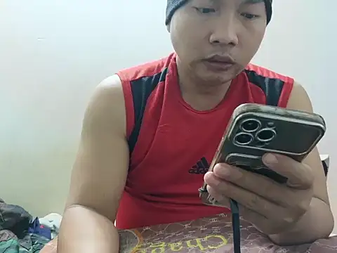 Snapshot of Anhdaubep chatting on 10.31.25 Anhdaubep online show from 10.31.25