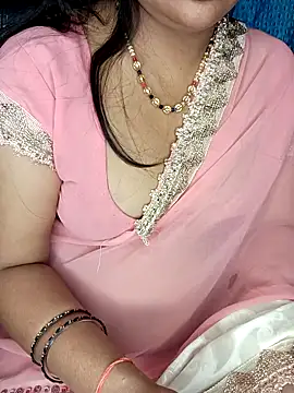 Snapshot of Rashmi_011 chatting on 04.24.26 Rashmi 011 online show from 04.24.26