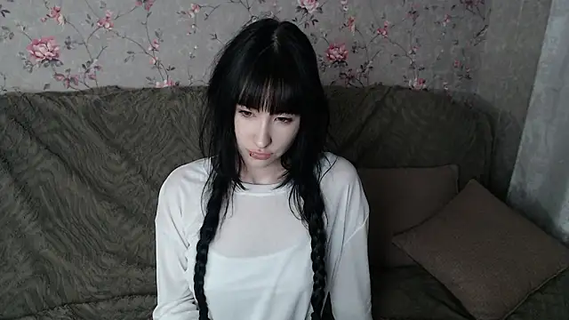 NaemiiBlush online show from 02.24.26